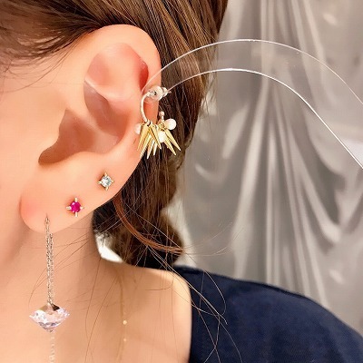 パール×スタッズ ピアス: e.m. ISETAN SHINJUKU 2F