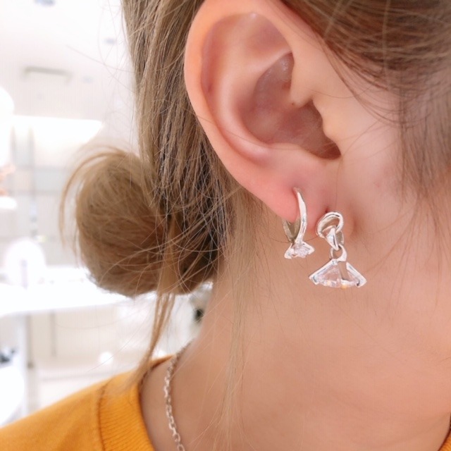 個性あるフープアイテム: e.m. ISETAN SHINJUKU 2F